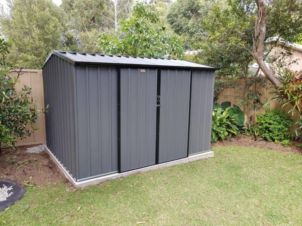 Custom Garden Shed built and installed by New Look Shed City. Deluxe 3.1m x 2.34m gable in basalt & night sky